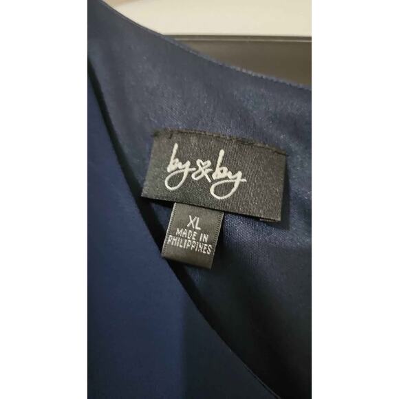 Women's Navy Dress Like New XL. - Picture 2 of 2